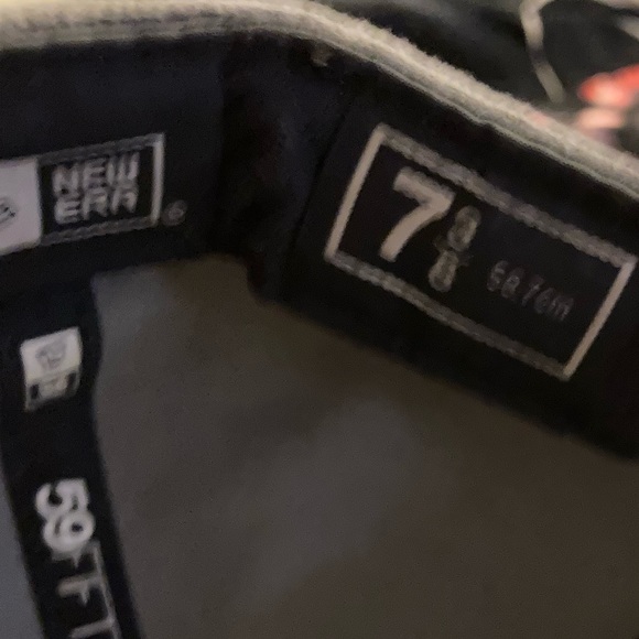 NY Yankee Hat - Picture 6 of 9